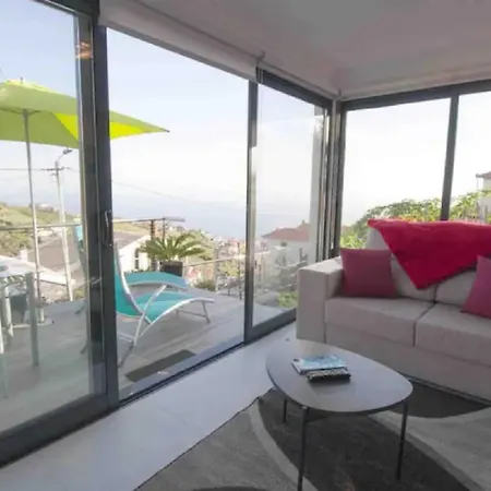 Crystal House Dom wakacyjny Calheta (Madeira)