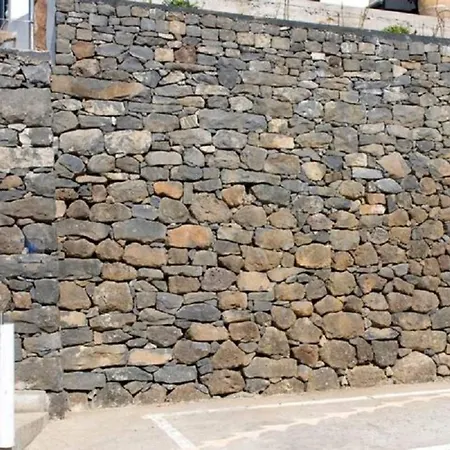 Crystal House Calheta (Madeira)