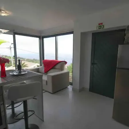 Crystal House Vakantiehuis Calheta (Madeira)