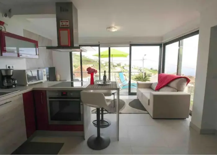 Crystal House Prázdninový dům Calheta (Madeira)