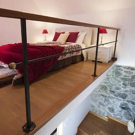 Holiday home Crystal House *