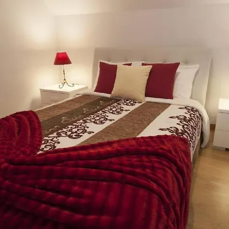 Crystal House كالهيتا