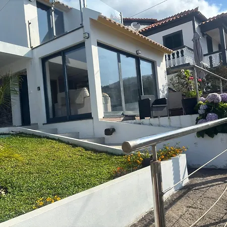 Crystal House Holiday home